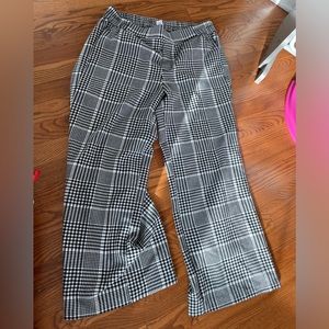 Plaid ankle length pants